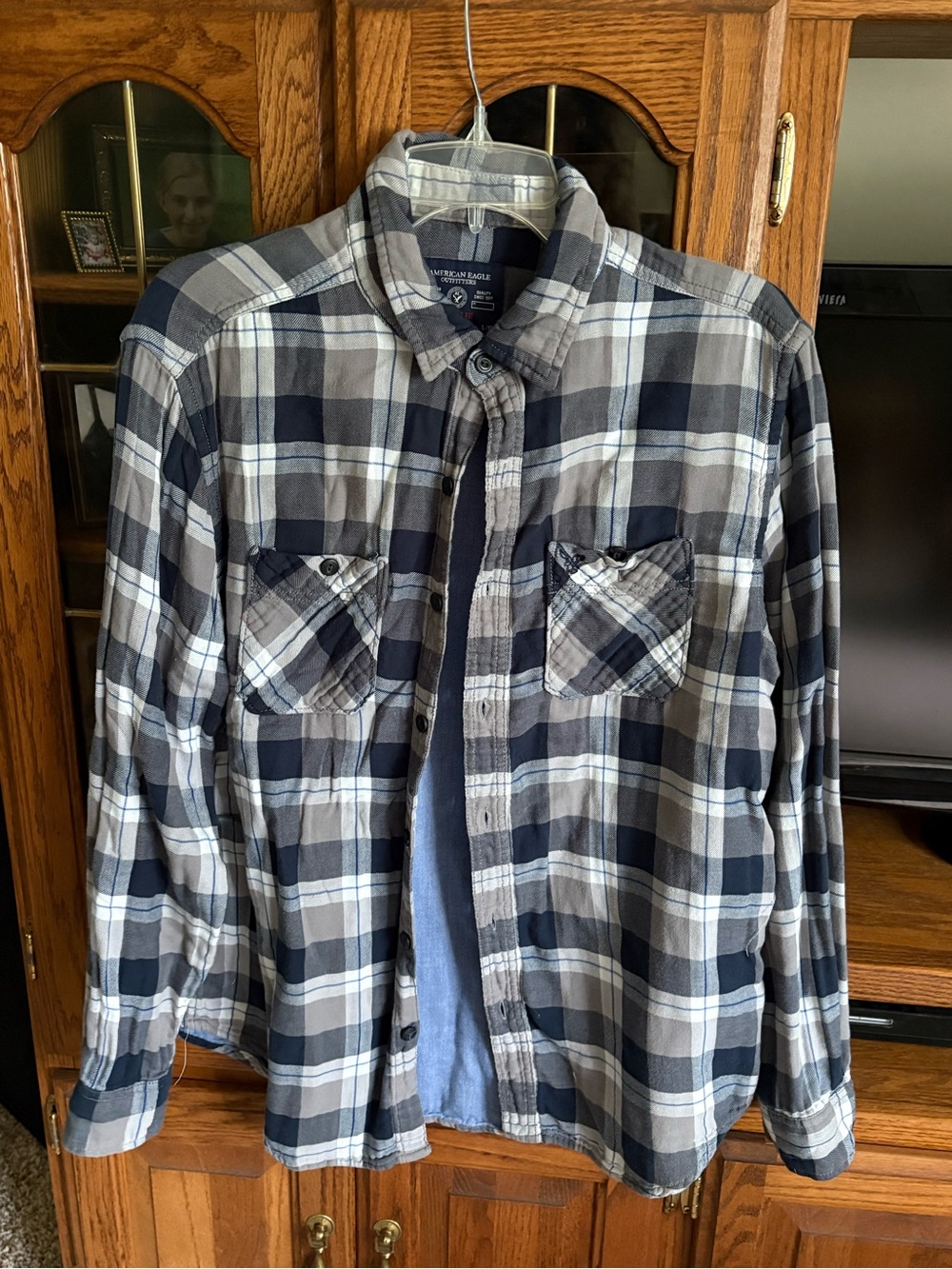 American Eagle Outfitters Blue and Gray Plaid Button-Up cotton flannel Shirt